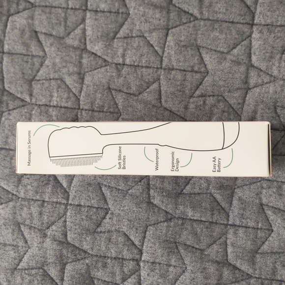 Smart Facial Cleansing Device - Picture 5 of 6